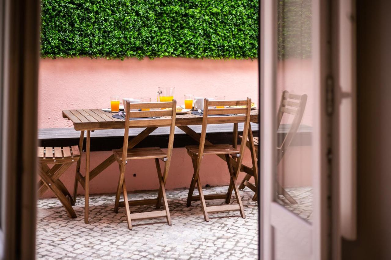 Cozy Tailor Made With A Refreshing Terrace Apartament